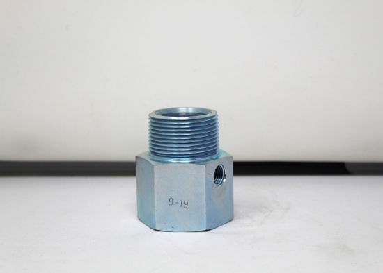 Picture of CONTINENTAL A-418: 1-1/4" MALE PIPE THREAD x 1-1/4" FEMALE PIPE THREAD WITH 1/4" FEMALE PIPE THREAD SIDEOUT