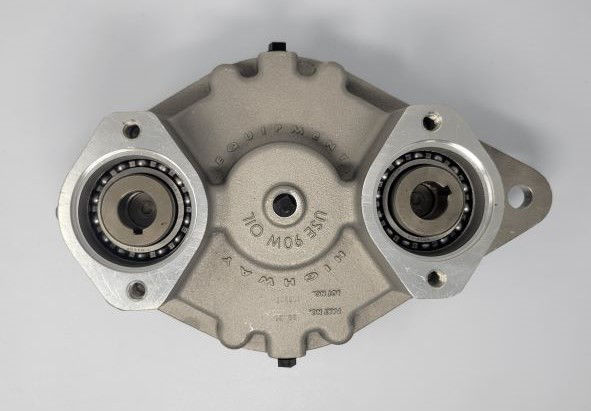 Precision Tank Parts | NEW LEADER 37985 DUAL MOTOR GEARCASE 6:1